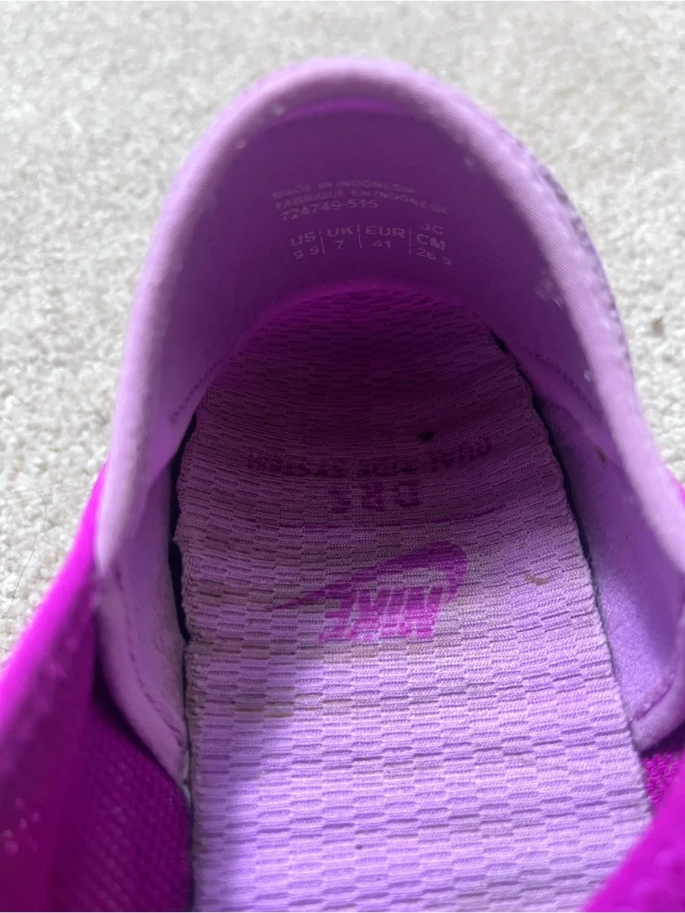 Nike Women's Slip-On Athletic Shoes Purple/White